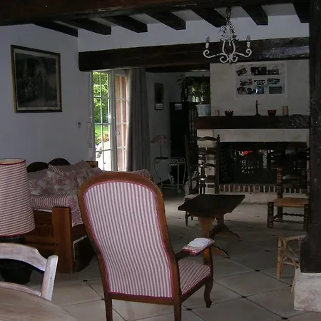 Bed & Breakfast Entre Bois Et Pres La Neuville-du-Bosc